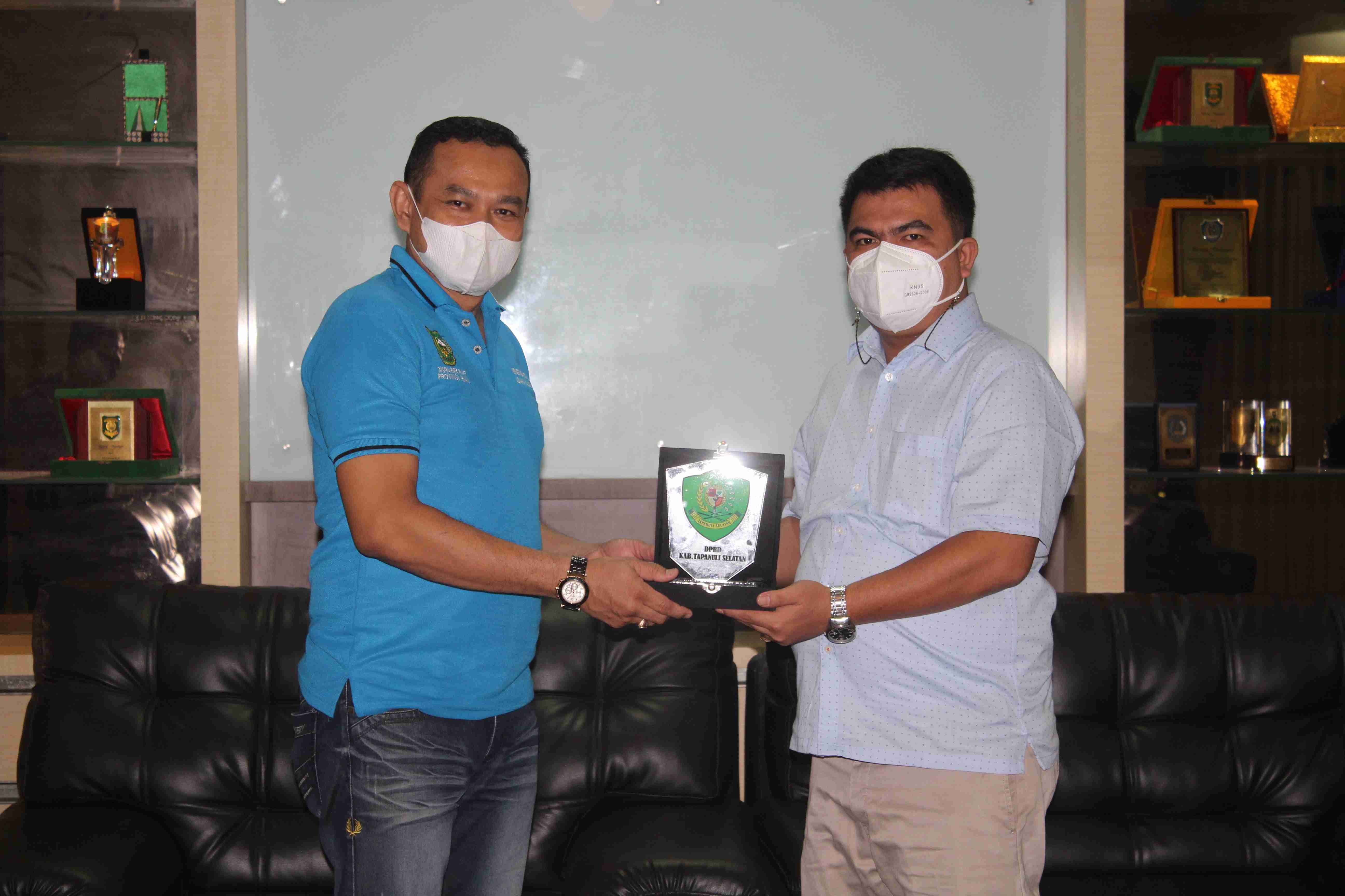 gambar